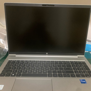 โน้ตบุ๊ก HPE ProBook 450 G10 รุ่นใหม่ ปี 2024 ขนาด 15.6 นิ้ว ซีพียู Core I5-1340P แรม 8GB  SSD 512GB คีย์บอร์ดภาษาอังกฤษ ระบบปฏิบัติการ Windows Pro ปลั๊กแบบ UK Probook 450 G10 15 - Product Image 6