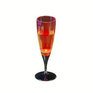 Fête personnalisée Verres à boire Tasses Éclairage LED décoratif Matériau PS écologique Articles de bar Flûtes à champagne en plastique - Product Image 1