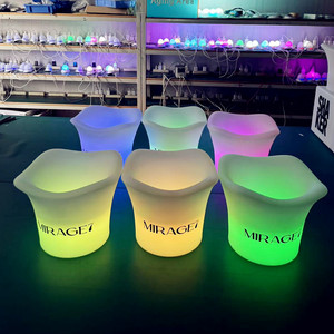 صندوق تبريد بلاستيكي مضيء بشعار مخصص مع إضاءة LED، دلو ثلج بلاستيكي مضيء، مبرد نبيذ للحفلات والبارات والفعاليات - Product Image 2