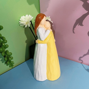 Figura de Resina de la Serie Madre e Hijos, Acabado Mate, Adorno Decorativo para Interiores - Product Image 3