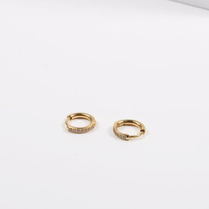 10mm 12mm 18k placcato oro CZ Huggies <span class=keywords><strong>orecchini</strong></span> gioielli in <span class=keywords><strong>acciaio</strong></span> inox metà pavé zircone <span class=keywords><strong>orecchini</strong></span> per donna - Product Image 6