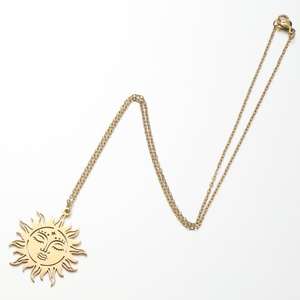 Collana con Ciondolo Sole Dio per Donna, Gioiello alla Moda con Medaglione Fotografico - Product Image 4