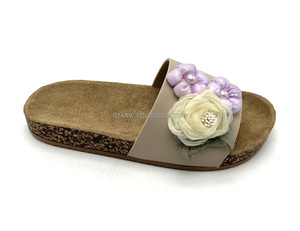 Bonito diseño OEM logotipo personalizado punta abierta inyección de PVC barato últimas zapatillas de Mujer Zapatos <span class=keywords><strong>y</strong></span> <span class=keywords><strong>sandalias</strong></span> de mujer <span class=keywords><strong>Sandalias</strong></span> planas de verano - Product Image 3