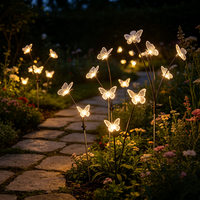 Lampes solaires de jardin personnalisées - Piquet LED 3D Papillon Fleur, Bande flexible ondulée, Étanche IP65, Allumage/Extinction automatique, OEM