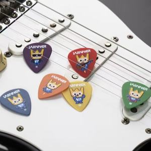 Winner High-End Series Gitaarplectrums Derlin Frosted Antislipmateriaal <span class=keywords><strong>Anime</strong></span> Design Origineel - Product Image 2