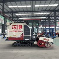 Moissonneuse-batteuse semi-automatique de marque WORLD de qualité supérieure, entraînée par un moteur diesel, 117-118 CV, alimentée par un tracteur