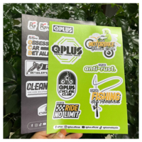 Feuille d'autocollants en vinyle PVC épais, résistante aux UV et aux intempéries, auto-adhésive, imperméable, avec logo personnalisé, découpe kiss-cut, faible MOQ