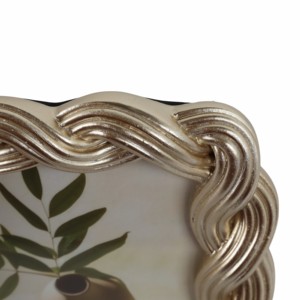 Cornice Decorativa a Farfalla con Bordo in Metallo Dorato, Cornice Fotografica Contemporanea Glamour per Tavolo, Ingresso, Camera da Letto - Product Image 5
