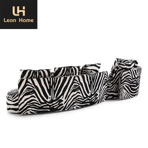 Asientos de tela de estilo <span class=keywords><strong>italiano</strong></span> Juego de sofá de lujo moderno con diseños de mesa de centro lateral Muebles de sala de estar Sofás - Product Image 6