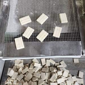 Il taglio del mento con taglio del mento per friggere il mento automatico rende la Mini macchina industriale per Snack <span class=keywords><strong>Grissini</strong></span> con cubetti di pasta - Product Image 3