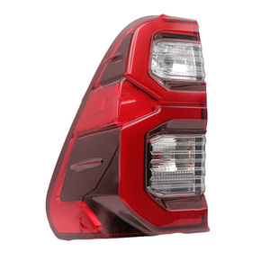 Feux arrière pour Toyota HILUX REVO 2020 AN110/AN120/AN130 - Product Image 1