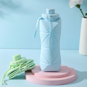 Outdoor Sports Creative Portable Food Grade Silicone Folding <b>Water</b> <b>Bottle</b> High Temperature Resistant 800ml <b>Large</b> Capacity Modern - Product Image 6