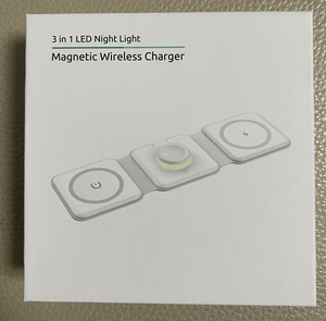 Chargeur <span class=keywords><strong>sans</strong></span> <span class=keywords><strong>fil</strong></span> magnétique 3-en-1 rapide 5W-15W avec veilleuse pour montre, téléphone et écouteurs QC3.0/PD/PPS Type-C Support pliable - Product Image 4