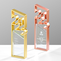 2025 Design créatif Trophée en cristal de métal haut de gamme sur mesure Championnat élégant Prix de la réunion annuelle Nouvelle médaille Personnalisation