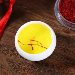 Zafferano Negin di Alta Qualità all'Ingrosso Erba e Spezia di Fiori Essiccati Crudi Pezzi Interi e a Fette di Alta Qualità - Product Image 4