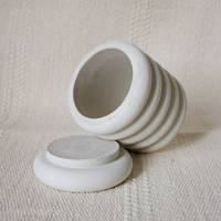 UOBOBO Style Unique, Pot à Bougie en Céramique Blanche pour Cire de Soja, Bougies Parfumées d'Aromathérapie, Pot à Bougie en Béton Cimenté