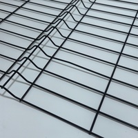 Clôture en treillis métallique courbé en V 3D personnalisable en usine, poteaux galvanisés revêtus de PVC, sécurité domestique, montage facile pour l'extérieur moderne