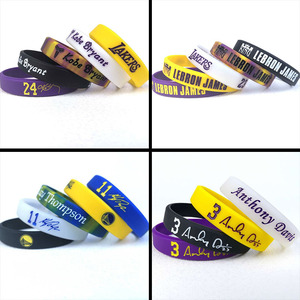 Pulseras de Silicona Luminosas con Diseño de Letras de Estrellas del Baloncesto de la NBA, Kobe, Irving, James, Curry, para Hombre, de Alta Calidad - Product Image 6