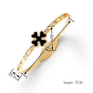 Thiết Kế Thời Trang <span class=keywords><strong>2025</strong></span> Vàng Bangles Thiết Kế Mới Nhất Vàng Bangles Clovers Chunky Phụ Nữ Clover Vòng Đeo Tay Trang Sức Cho Phụ Nữ - Product Image 4