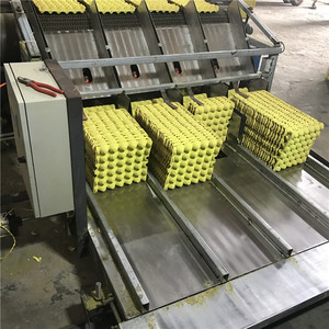 เครื่องขึ้นรูปถาดเยื่อกระดาษเหลือใช้ ยี่ห้อ Gold Supplier กำลังการผลิต 1000-5000 ชิ้น/ชม. แรงดันไฟฟ้า 380V - Product Image 3