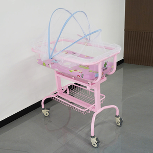 Carro de <span class=keywords><strong>hospital</strong></span> manual de cuna de cama infantil médica portátil con marco de metal de garantía de 3 años - Product Image 3
