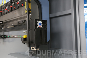 <strong>CNC</strong> Press Brake 80ton 110ton 135ton 200ton 8+1 Axis Metal <strong>Bending</strong> <strong>Machine</strong> - Product Image 3