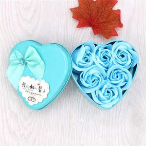 2024 flores de jabón en una caja romántica caja de regalo de rosas de San Valentín con oso juguete en forma de corazón ramo de jabón de rosas - Product Image 3