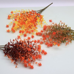 Commercio all'ingrosso della fabbrica di plastica erba di simulazione <span class=keywords><strong>eucalipto</strong></span> decorazione per la casa ornamenti autunno colore <span class=keywords><strong>eucalipto</strong></span> (con fiori) - Product Image 6