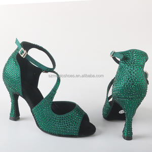 Новое поступление, латинские танцевальные туфли, темно-зеленые женские танцевальные туфли со стразами на каблуке, замшевые летние туфли с мягкой подошвой - Product Image 3