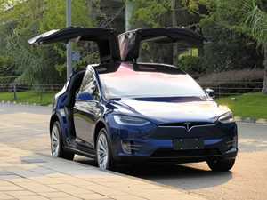 <span class=keywords><strong>Tesla</strong></span> <span class=keywords><strong>Model</strong></span> <span class=keywords><strong>X</strong></span> 2016 P90D Performance SUV d'<span class=keywords><strong>occasion</strong></span>, double moteur AWD 90 kWh, autonomie de 467 km, aileron Falcon, bien entretenu, prêt à être expédié - Product Image 1