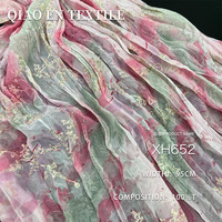 Tissu en Chiffon Froissé Ombré Rose-Vert avec Broderie Feuille et Branche en Fil Doré, 100% Polyester, Imprimé Dégradé Semi-Transparent Fluide