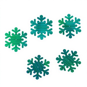 Lentejuela con Forma Especial, Orificio Central Pequeño, PAM-1003-Hr Verde Bandera México Modelo PAB0009614 Selanusa - Product Image 1