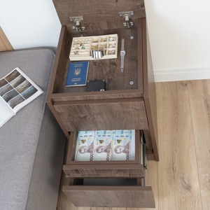 <span class=keywords><strong>Table</strong></span> <span class=keywords><strong>de</strong></span> <span class=keywords><strong>chevet</strong></span> moderne avec coffre-fort intégré et 4 compartiments secrets pour rangement – Service ODM - Product Image 4