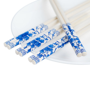 <span class=keywords><strong>Palillos</strong></span> Desechables <span class=keywords><strong>de</strong></span> Bambú con Diseño <span class=keywords><strong>de</strong></span> <span class=keywords><strong>Porcelana</strong></span> Azul y Blanca, Estilo Chino, Empaque Individual, Higiénicos, Venta al Por Mayor - Product Image 5