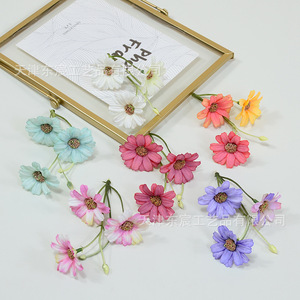 Guirlande de fleurs artificielles Dongchen Crafts, marguerites en soie de 4,5 cm, pour accessoires de photographie de mariage, décorations pour la maison - Product Image 3