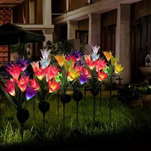 Luces solares para jardín con forma de lirio, luz decorativa para césped, impermeable, alimentada por energía solar, portátil, con batería incluida - Product Image 4