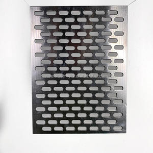 Panneau de clôture protecteur durable en treillis soudé perforé à mailles plates en acier inoxydable - Product Image 1