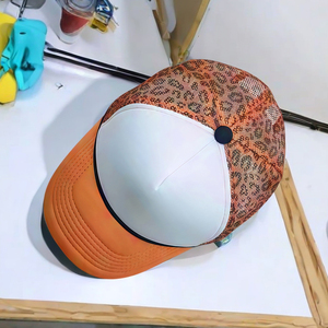Custom Digital Cheetah Leopard Print Curved Bill Trucker Hats 5 Panel <span class=keywords><strong>Mesh</strong></span> Trucker Snapback Gorra de béisbol con cuerda - Product Image 4