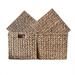Panier en jacinthe d'eau du Vietnam tissé à la main, en fibre naturelle, pour le rangement domestique, le linge, les jouets, les vêtements et une utilisation décorative - Product Image 1