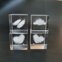 Cube de cristal gravé au laser 3D personnalisé avec base lumineuse LED, ornement astronaute et lune du système solaire, cadeau en gros