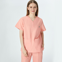 Blouse médicale élégante à petit col en V pour femmes, douce et résistante, uniforme pour salons de beauté, cliniques dentaires et médecins