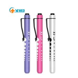 قلم طبي مضيء قابل لإعادة الاستخدام مع مقياس حدقة العين، إضاءة LED بيضاء، وظائف عالية-متوسطة-منخفضة-وميض-طوارئ، يعمل ببطاريات AAA، مناسب لطلاب التمريض 2 - Product Image 1