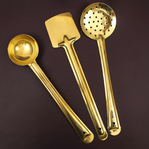 Ensemble louche et spatule en laiton fait main ensemble de cuisine en laiton pour ustensiles de cuisine en laiton trois ensembles de cuillère suspendue artisanat Calvin - Product Image 1