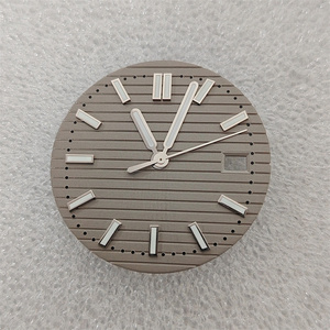 Parti di Modifica per Orologi Quadrante di Ricambio Diametro 30,5mm con Indicatori Luminosi Verdi per Movimenti NH35/NH36 Strumenti per Orologiai - Product Image 2