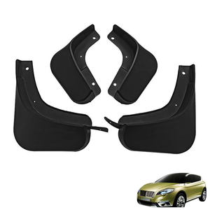 LUMA <span class=keywords><strong>Prix</strong></span> d'usine Bavette de voiture en plastique durable avant et arrière PP Garde-boue de voiture pour <span class=keywords><strong>Suzuki</strong></span> SX4 S-CROSS 2014-2019 - Product Image 2