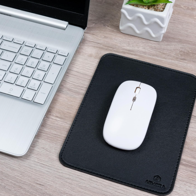 Hot Selling Pu Leather Desk Mat Solid Computer Table Keyboard Mouse Pad Waterproof Table Mat Office Accessory for Business
