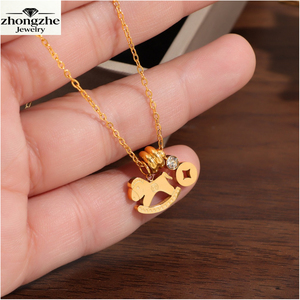 Pendentif Cheval en Acier Inoxydable Plaqué Or 18K Zhongzhe - Bijou Tendance Étanche et Anti-ternissement, Idéal pour un Cadeau : « Que vous prospériez bientôt ! » - Product Image 1