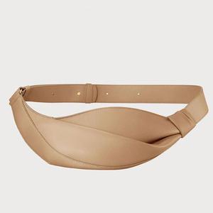 Nouveau Sac Banane Polène Neyu 2026, Sac Bandoulière de Luxe Tendance à Porter sous le Bras, Sac à Épaule Polyvalent Style Parisien pour Femme - Product Image 3