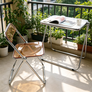 Chaise pliante moderne et contemporaine en acrylique transparent, chaise de salle à manger en plastique pour la maison, l'extérieur, les cafés, les événements et les fêtes - Product Image 3