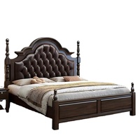 Lit double vintage américain de 1,8 mètre avec revêtement en cuir souple et cadre en bois massif, mobilier de chambre à coucher moderne de style français ancien, grand lit